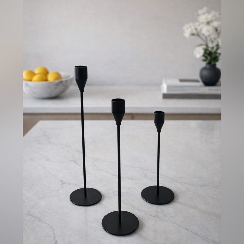Elegant Black Candle Holder Set